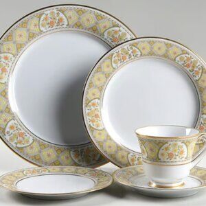 Noritake Aida 5 piece place settings ( 20p serving for 4)